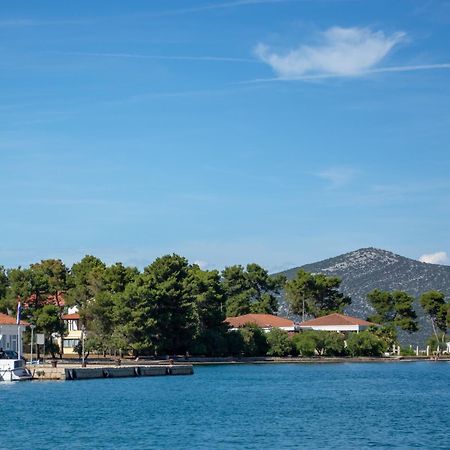 Il Dono Del Mare - Island Iz Appartement Veli Iž Buitenkant foto