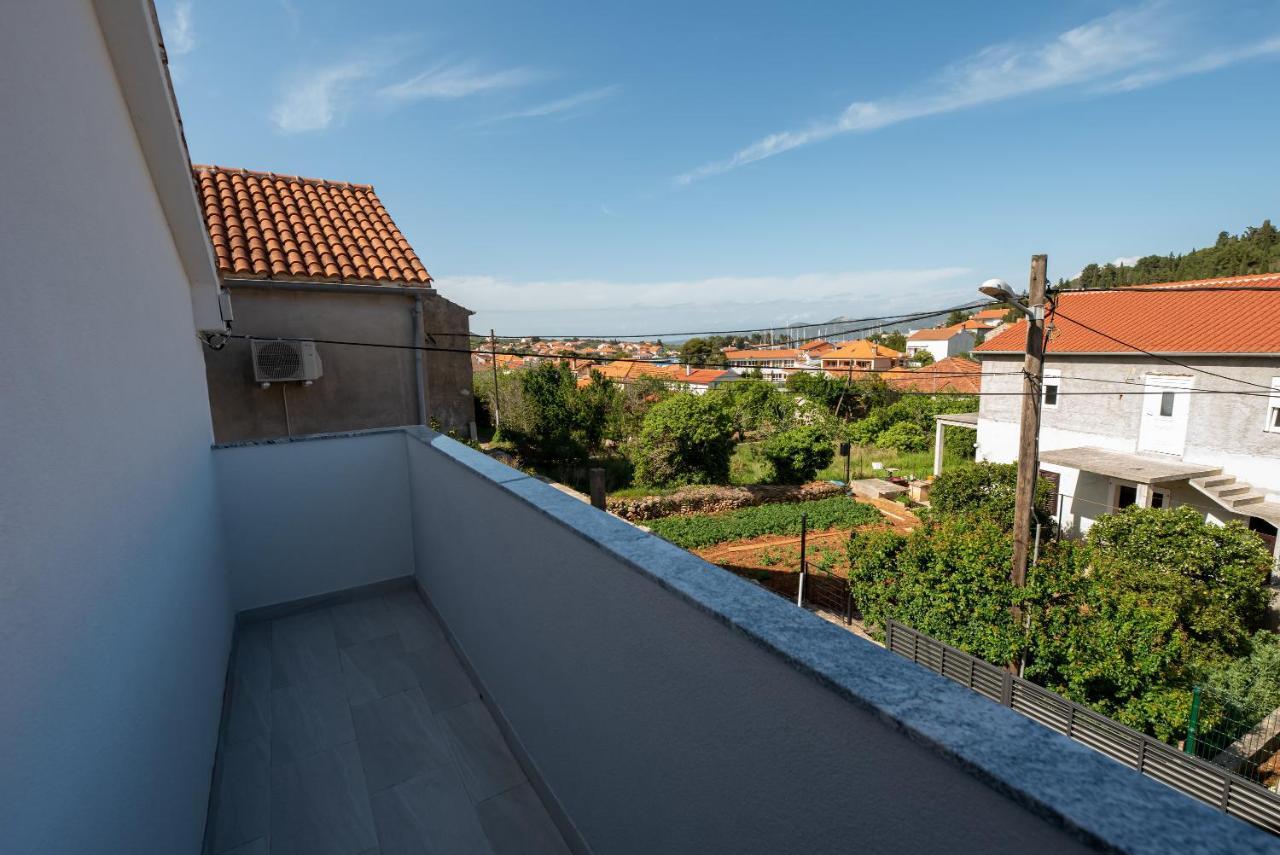 Il Dono Del Mare - Island Iz Appartement Veli Iž Buitenkant foto