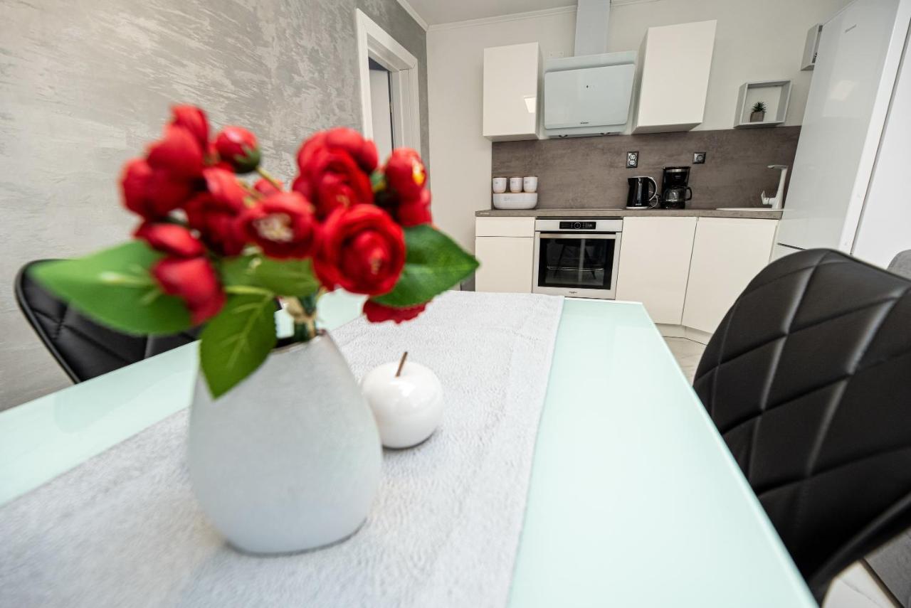 Il Dono Del Mare - Island Iz Appartement Veli Iž Buitenkant foto