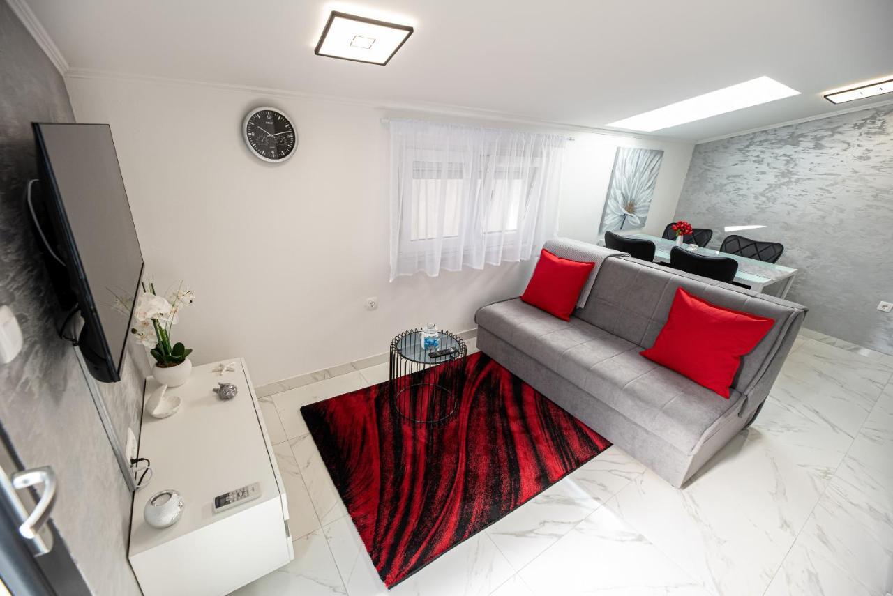 Il Dono Del Mare - Island Iz Appartement Veli Iž Buitenkant foto