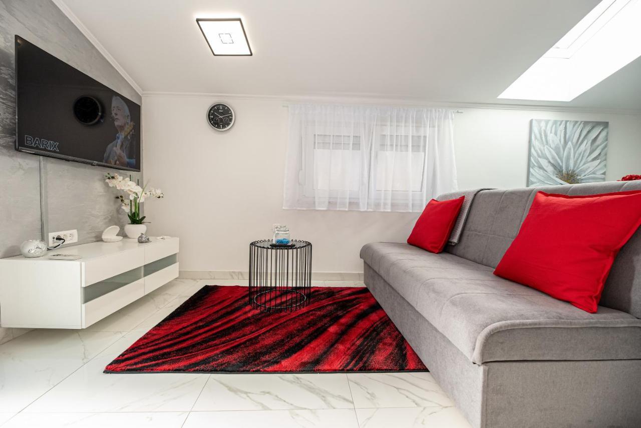 Il Dono Del Mare - Island Iz Appartement Veli Iž Buitenkant foto